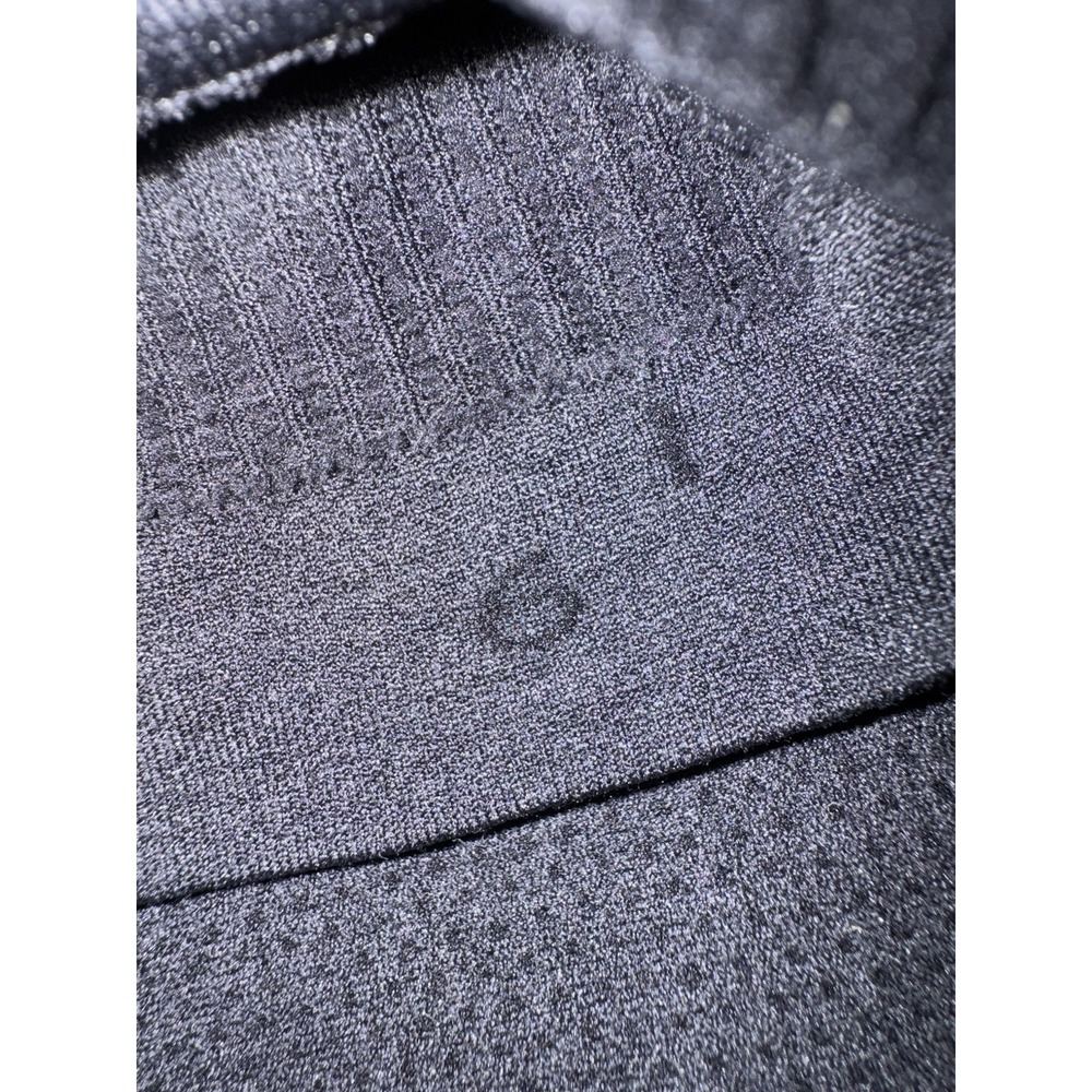 Lululemon Seamlessly Covered Tank Heathered Black Size 6 - Picture 9 of 9